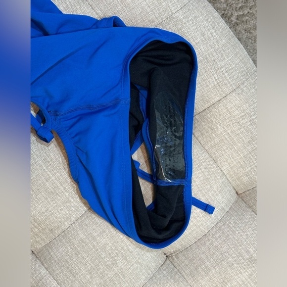 Nike Lace-Up Tie-Back Swimsuit (NWT) Size: 12 Brilliant Blue - Picture 4 of 7